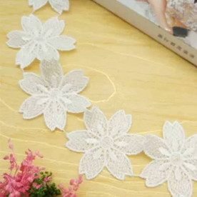 Мереживні шестилистники, 5 см ширина, 6 шт