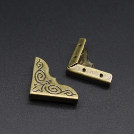 Уголок металлический для альбомов и папок, цвет старая латунь, 1 шт,  25х25х6мм