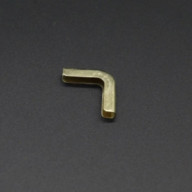 Металевий куточок для альбомів, 1 шт, колір золото, 18х4 мм