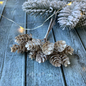 Міні шишки пластикові, 10 шт, білий, шишка 2,5х1,8 см