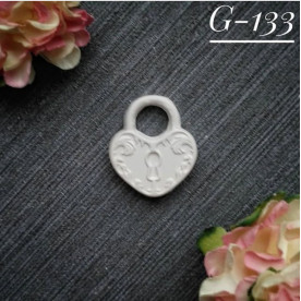 Украшение из гипса, Замочная скважина сердечко, 25х20 мм, Decor Kram