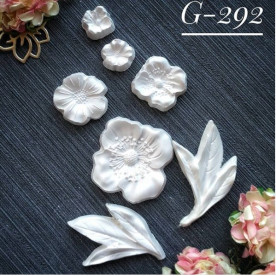 Набір прикрас з гіпсу, Квіти 292, 7 шт, 40х40, 15х15 мм, листя 45х32 мм, Decor Kram