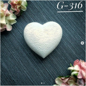 Прикраса з гіпсу, Серце, 45х40, 12 мм, Decor Kram
