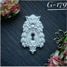 Украшение из гипса, Сказочный вензель, 55х45 мм, Decor Kram