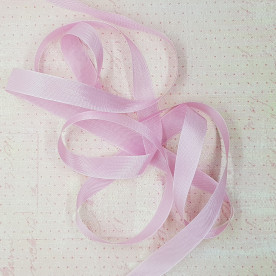 Шебби-лента Seam Binding Hug Snug 2.0, 14 мм, 90 см, цвет HSNG-002