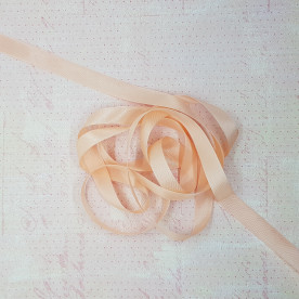 Шебби-лента Seam Binding Hug Snug 2.0, 14 мм, 90 см, цвет HSNG-106