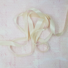 Шеббі-стрічка Seam Binding Hug Snug 2.0, 14 мм, 90 см, колір HSNG-151