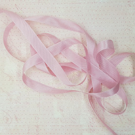 Шеббі-стрічка Seam Binding Hug Snug 2.0, 14 мм, 90 см, колір HSNG-163