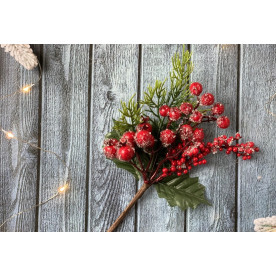 Новорічна бутоньєрка Червоні ягоди в льоду, 27см