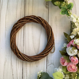 Венок из лозы, плетенный, коричневый, 20 см