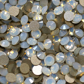 Набор страз цвета Белый опалит, 4 мм, 20 шт.