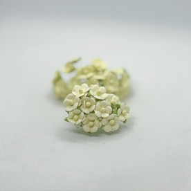 Набір з 10 декоративних квіток Sweetheart блідо жовтого кольору, 15 мм