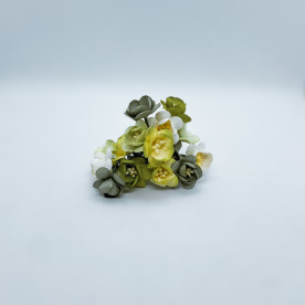 Набір декоративних квіток вишні в різних тонах зеленого кольору 5 шт.