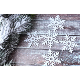 Сніжинка з фетру, білий колір, 5.2 см, товщина 2 мм