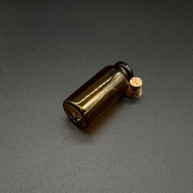 Мини стеклянная бутылочка, янтарное стекло, 35х13 мм, 1 шт