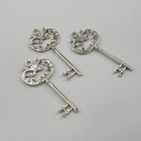 Металлическая подвеска, Ключик, 1 шт, цвет серебро, 70х30 мм