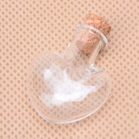 Скляна прозора пляшечка, Серце, 33х23х10 мм, 1 шт