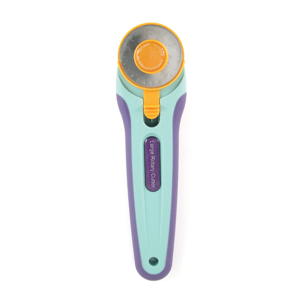 Дисковый нож Crafters Large Rotary Cutter от We R Memory Keepers