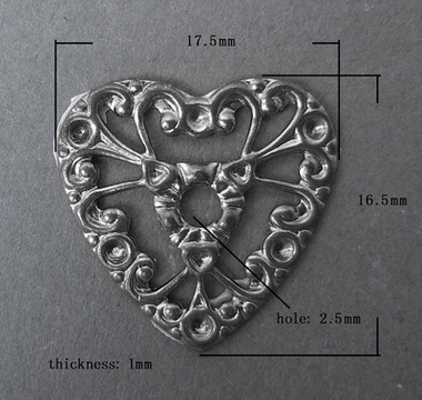 Металлическое украшение Сердечко, серебро, 17х18 мм