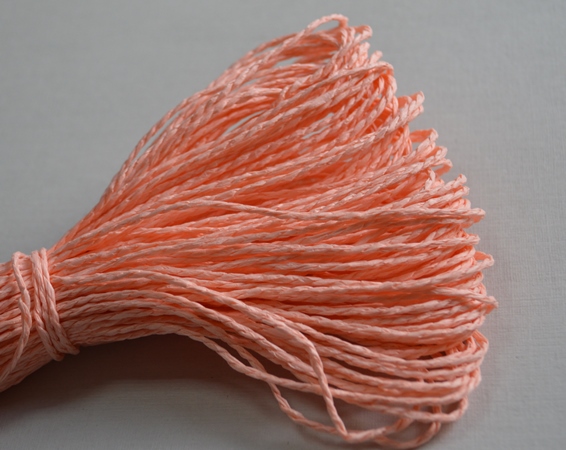 Бумажный шнур однотонный персиковый, 1,5 мм, 1 м