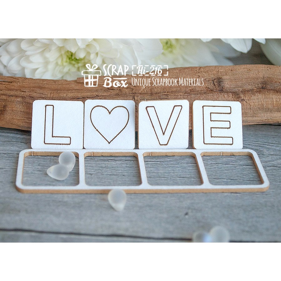 Чіпборд напис Love квадратиками, 90 * 25 мм від Scrapbox