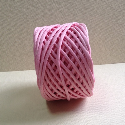 Рафія кольорова в рулоні, ніжно-рожевий, рулон 30 м, товщина 3-5 мм