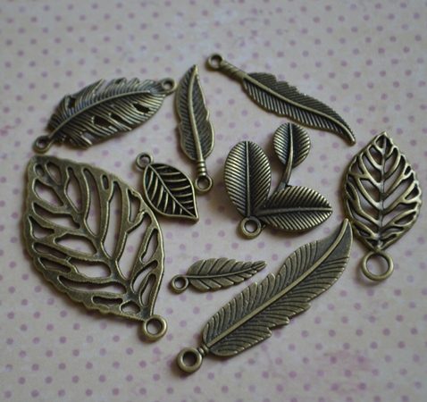 Набір підвісок "Листочки", антична бронза, 9 шт