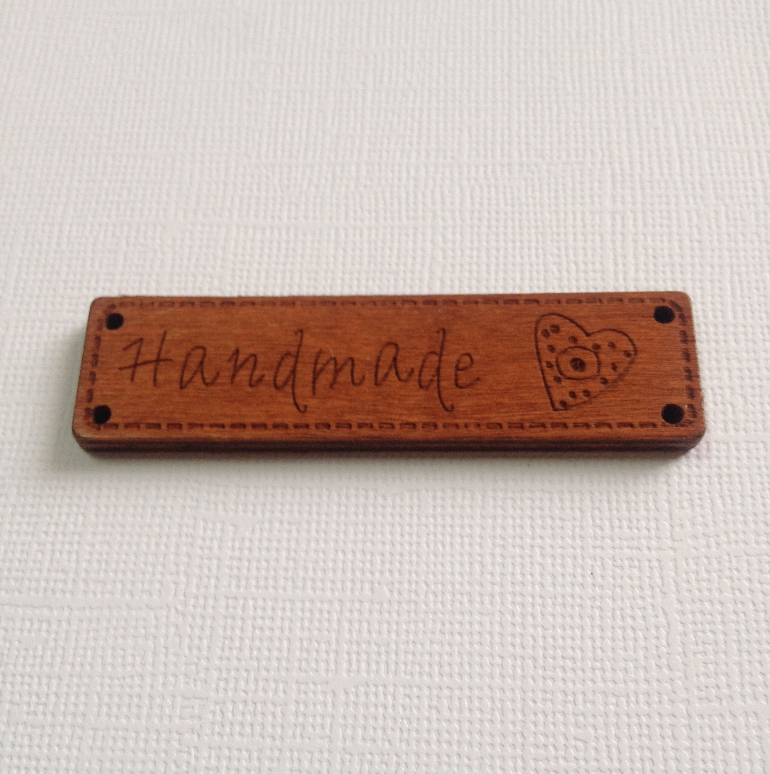 Дерев'яна бирка "Handmade" Серце, розмір 6,4х1,7 см