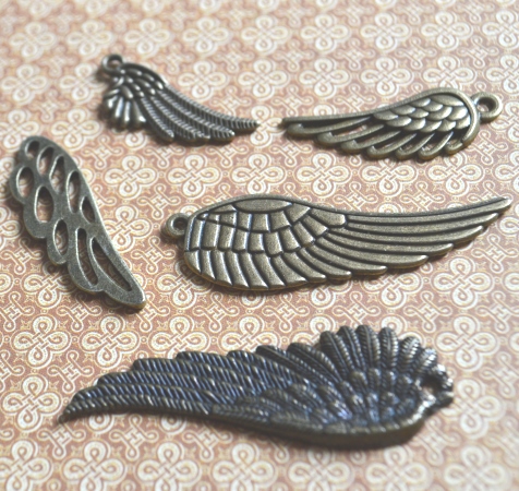 Набір металевих підвісок Крила, 5 шт, антична бронза