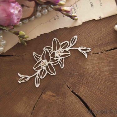 Квіткова композиція з ліліями WOODChic