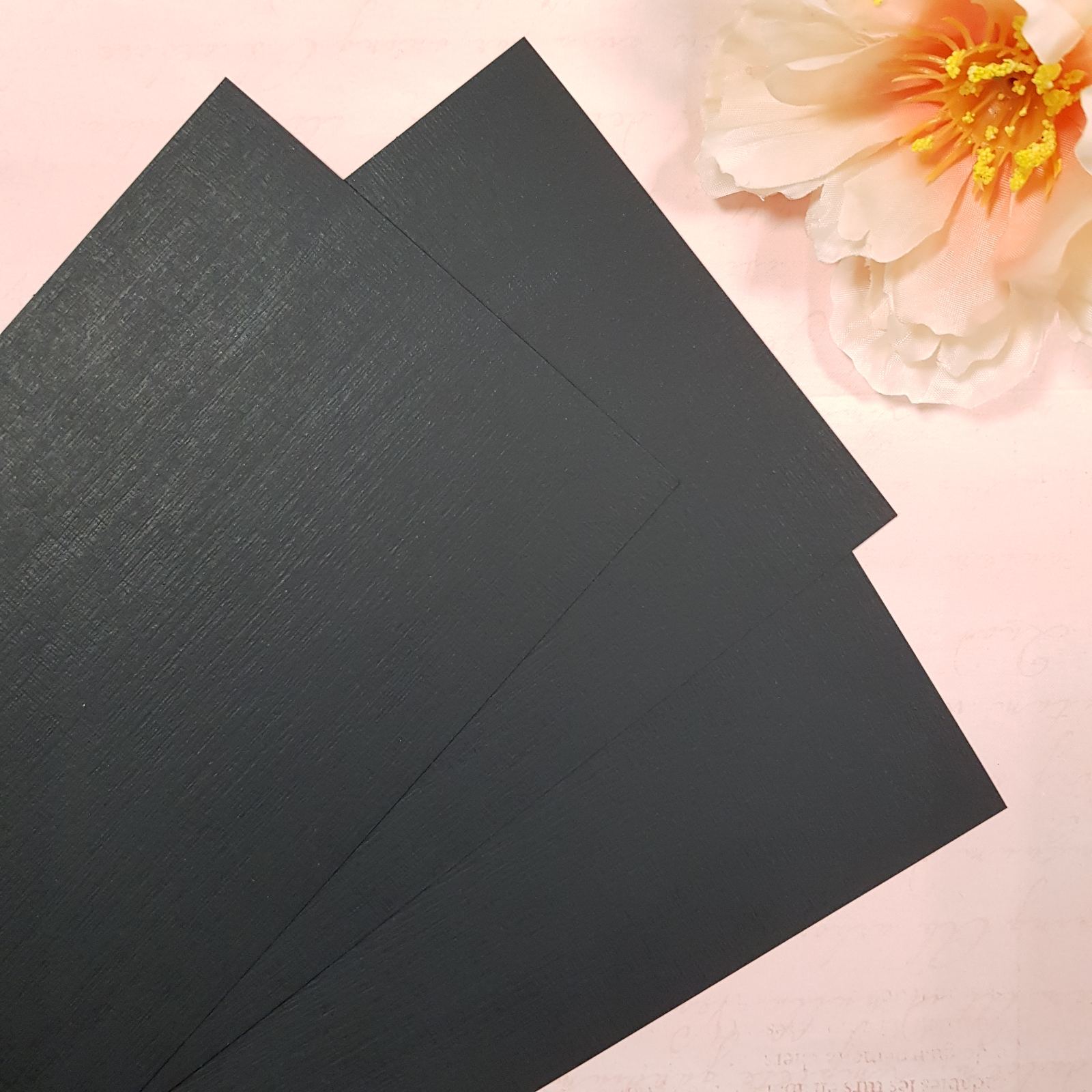 Заготовка для открытки, вертикальная, черный, текстура лен, 290 г/м2, 10х15 см