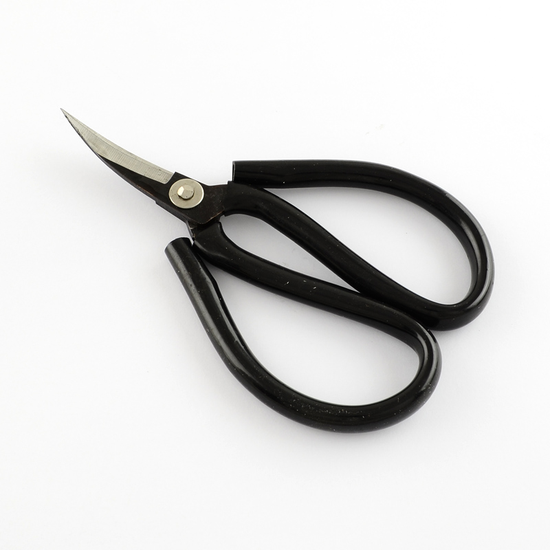 Ножницы стальные с пластиковой ручкой и закругленными концами, 135х81 мм