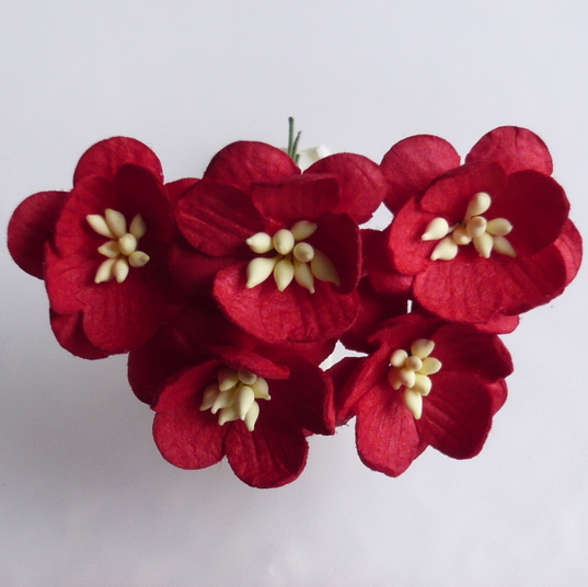 Набор 5 декоративных цветков вишни красного цвета