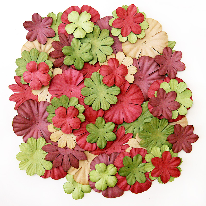 Набір паперових квітів Back to Basics Christmas Vintage - Blossoms від Dovecraft