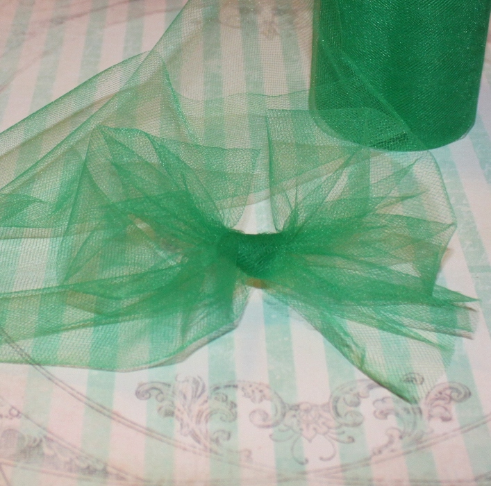 Декоративная сетка (фатин) зеленого цвета от Falk, ширина 14 см, длина 90 см