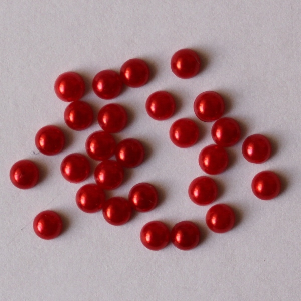 Набір перламутрових половинок перлин 4 мм червоного кольору, 50 шт