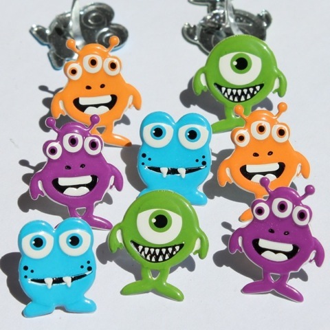 Набір брадс Monster від Eyelet Outlet, 12 шт