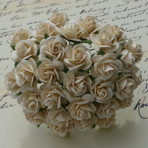 Набір 10 декоративних трояндочок Deep Ivory, 15 мм