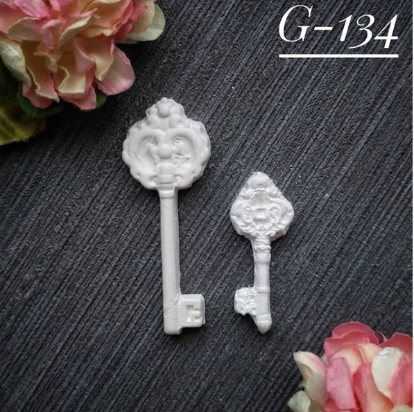 Набор украшений из гипса, Ключики, 2 шт, 40х15, 27х11 мм, Decor Kram