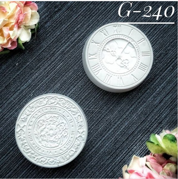 Набор украшений из гипса, Винтажные часы 240, 2 шт, 33х33 мм, Decor Kram