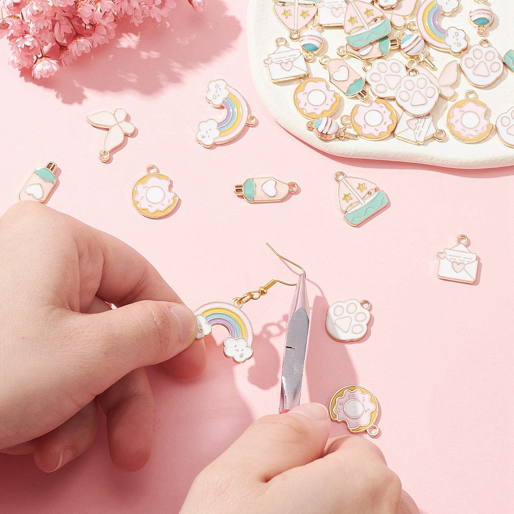 Набор подвесок Детский мир, светлое золото, 8 штук, 15-25 мм