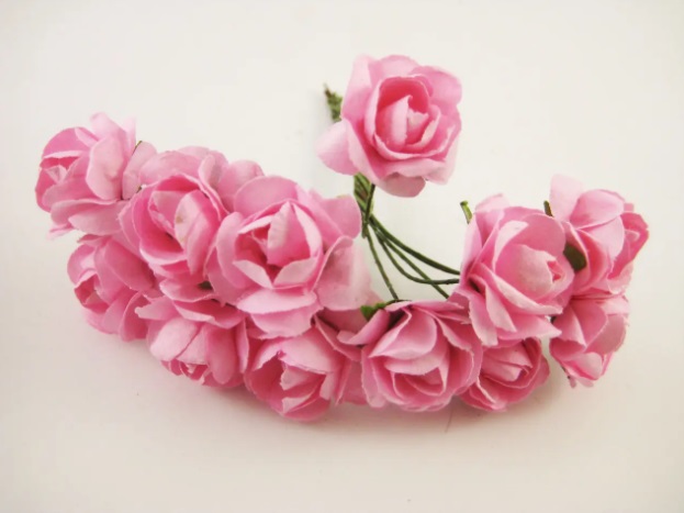 Троянда з дротом. Колір рожевий 15 мм, 12шт/пучок