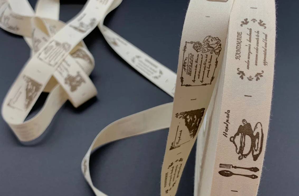 Стрічка декоративна з візерунком, коричневий, бавовна, HandMade, 2,5 см, 1м